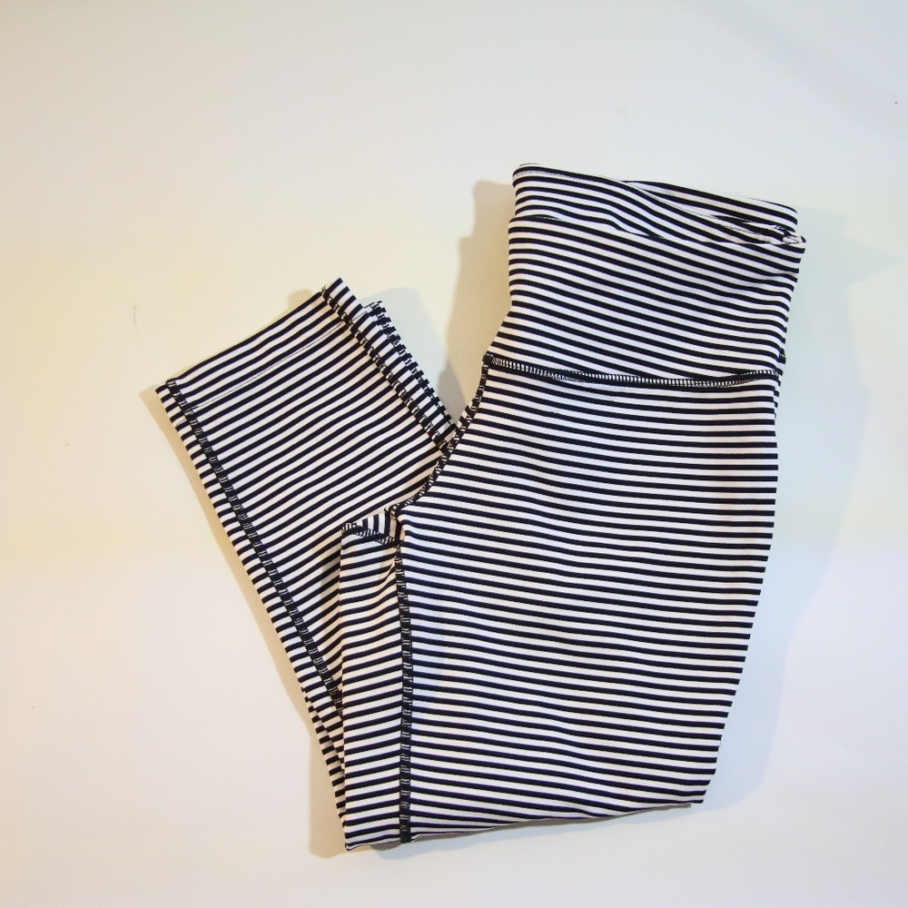 MPG cropped striped leggins